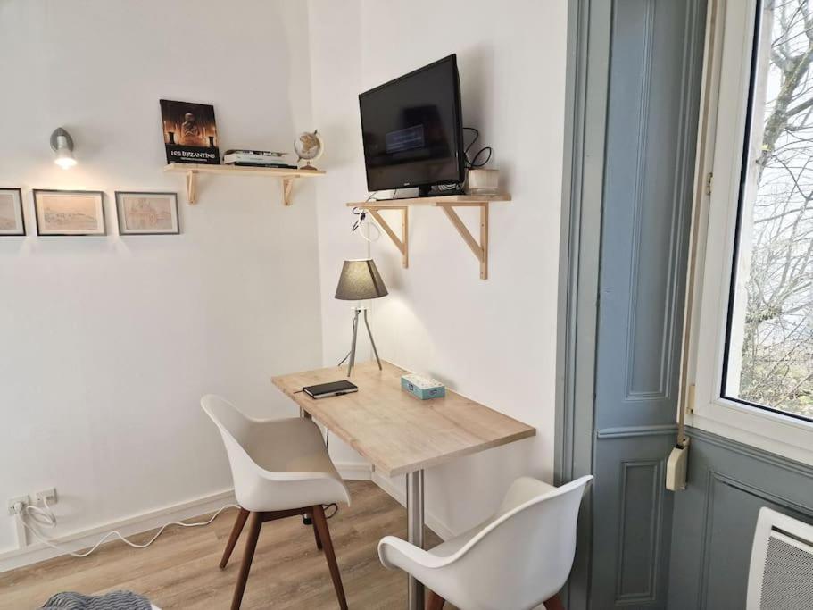 "Le Bisontin", Studio Cosy Au Calme, Proche De La Gare 브장송 외부 사진